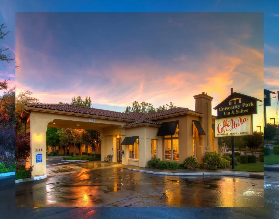 hotels in davis